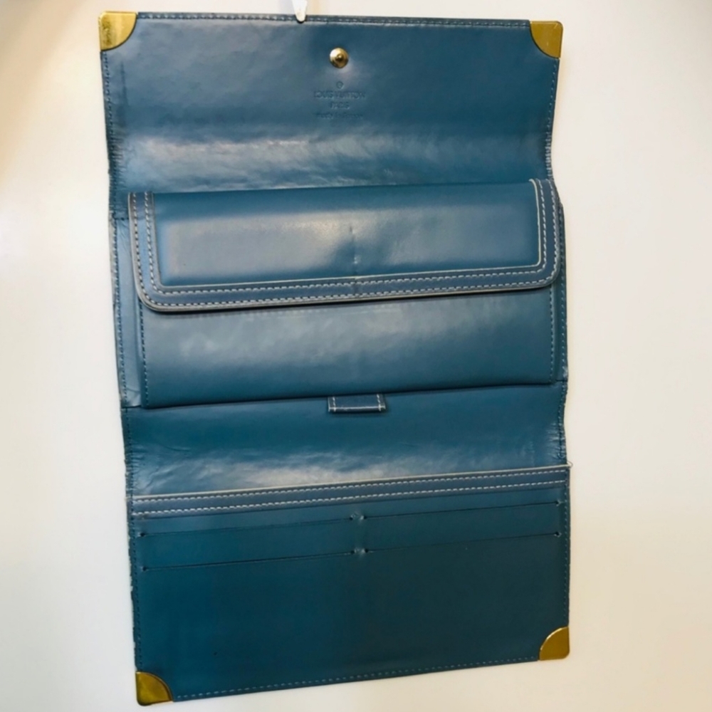 Authentic Louis Vuitton Porte Tresor Suhali International Wallet. - Picture 2 of 15
